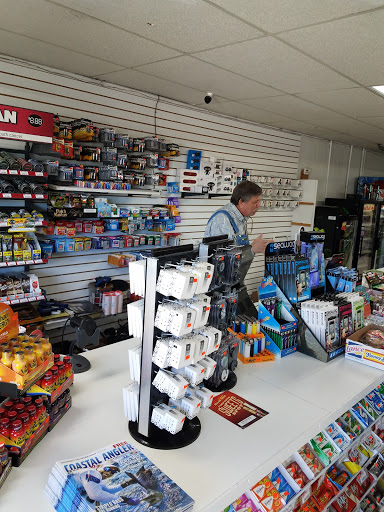 Grocery Store «Holden Beach General Store», reviews and photos, 473 Ocean Blvd W, Holden Beach, NC 28462, USA