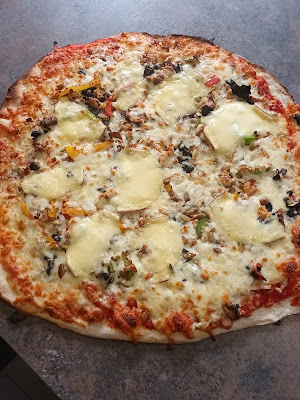 Dam services pizzas à Royan