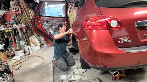 Auto Body Shop «Lento Auto Repair Inc», reviews and photos, 9301 Byron St, Schiller Park, IL 60176, USA
