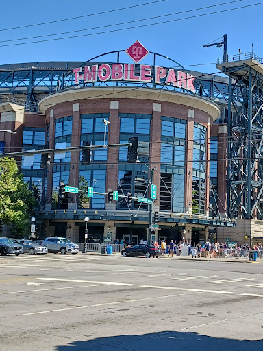 Baseball shops in Seattle
