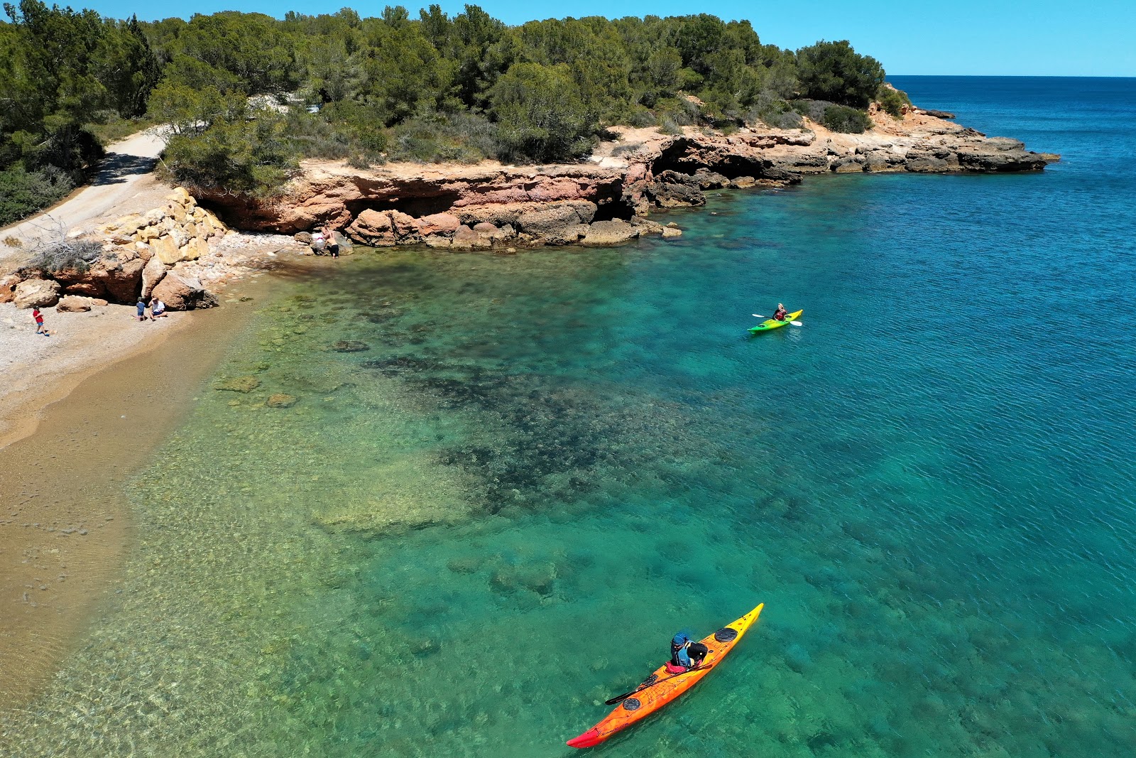 Photo de Platja Port Olivet avec petite baie