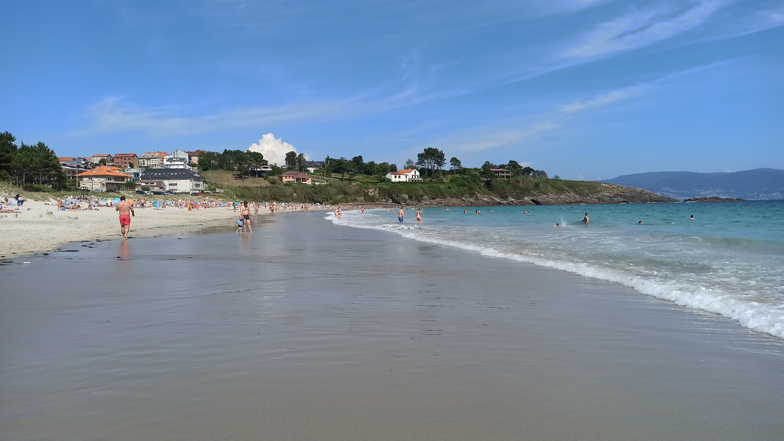 Fotografie cu Canelas beach zonele de facilități