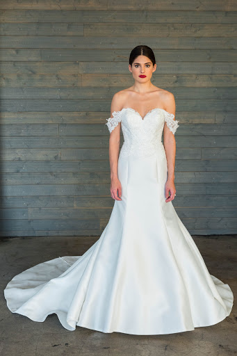 Bridal Shop «Nicole Bridal & Formal Shoppe», reviews and photos, 261 Old York Rd #210, Jenkintown, PA 19046, USA