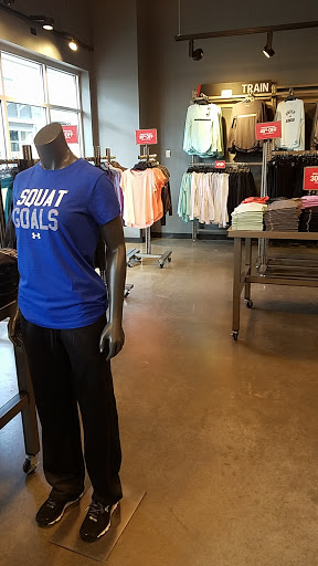 Clothing Store «Under Armour Factory House», reviews and photos, 80 Premium Outlets Blvd #507, Merrimack, NH 03054, USA