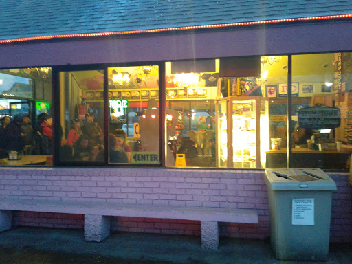 Donut Shop «Voodoo Doughnut Too», reviews and photos, 1501 NE Davis St, Portland, OR 97232, USA