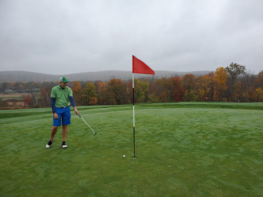 Golf Course «Wintonbury Hills Golf Course», reviews and photos, 206 Terry Plains Rd, Bloomfield, CT 06002, USA