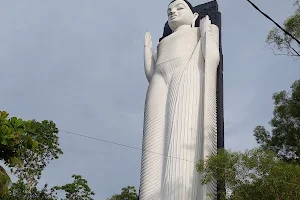 Batamullakanda Buddha Statue, Matugama image
