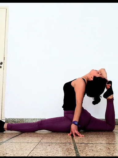 Clases de Yoga y Flexibilidad. Meditación Guiada Yoga Terapéutico para Tercera Edad.