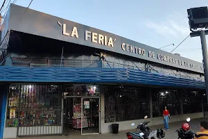 Shopping La Feria image