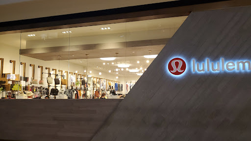 Sportswear Store «lululemon», reviews and photos, 3333 Bear St #102, Costa Mesa, CA 92626, USA