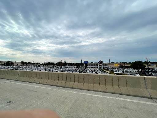 Used Car Dealer «CarMax», reviews and photos, 101 N Wolf Rd, Hillside, IL 60162, USA