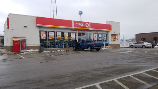 Convenience Store «Circle K», reviews and photos, 2415 W Jonathan Moore Pike, Columbus, IN 47201, USA