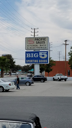 Sporting Goods Store «Big 5 Sporting Goods», reviews and photos, 510 N Victory Blvd, Burbank, CA 91502, USA