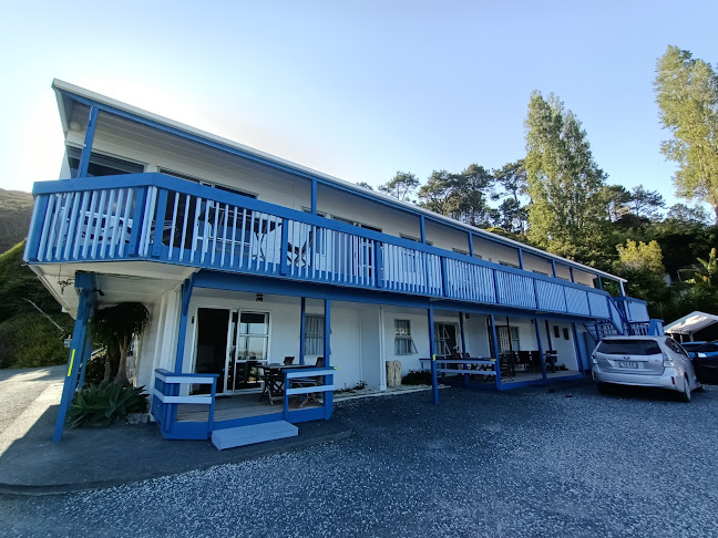 Comments and reviews of Whangaroa Lodge Motel