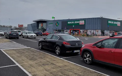 Auchan Hypermarché Chasseneuil image