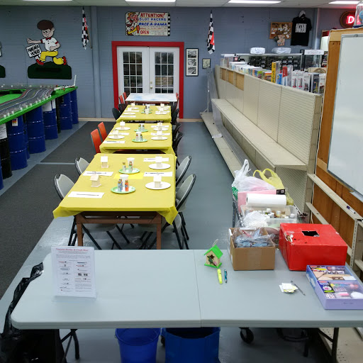 Hobby Store «Niagara Hobby & Craft Mart», reviews and photos, 3366 Union Rd, Cheektowaga, NY 14225, USA