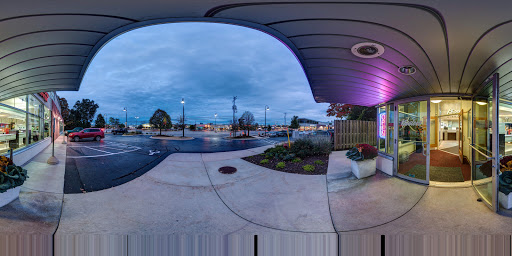 Jewelry Store «Kesslers Diamonds», reviews and photos, 5075 S 76th St, Greenfield, WI 53220, USA