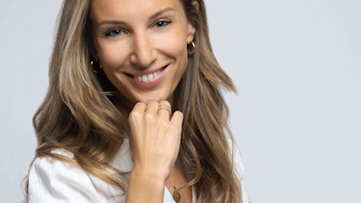 Delphine Ameline, Sophrologue certifiée Neuilly-sur-Seine, Hypnothérapeute, Hypnose grossesse, Rêve éveillé à Neuilly-sur-Seine