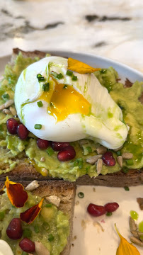 Avocado toast du Restaurant Maison Jenny à Paris - n°7