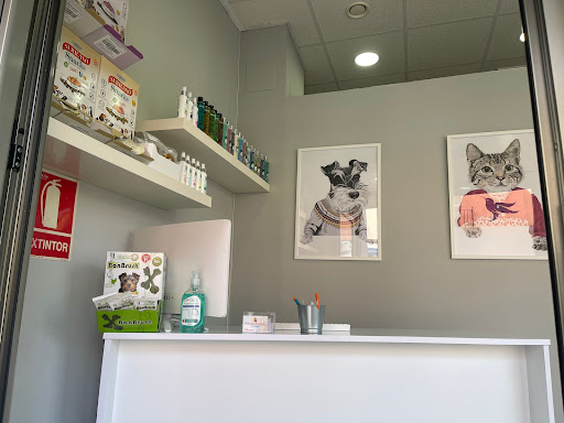 Centro Veterinaria Mundo Animal en Mairena del Alcor