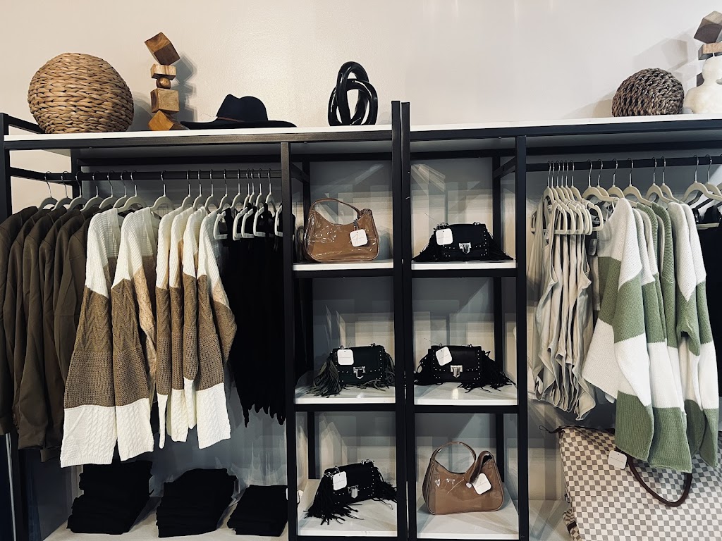 Lush Lashes and Boutique 25601