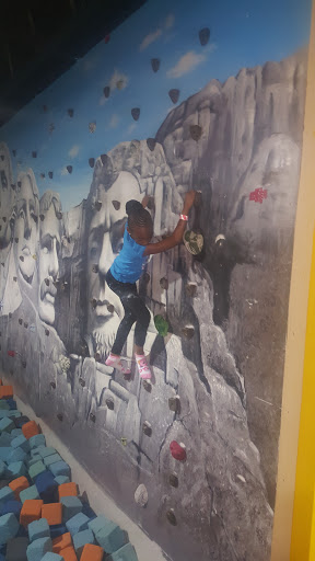 Amusement Center «Jumpoline Family Fun Center», reviews and photos, 15380 E Hampden Ave, Aurora, CO 80013, USA