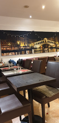 Atmosphère du Restaurant italien Le Venezia à Paris - n°10