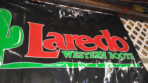 Live Music Venue «Fleamasters Music Hall», reviews and photos, 4135 Dr Martin Luther King Jr Blvd, Fort Myers, FL 33916, USA