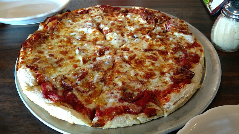 #2 best pizza place in Hyannis - Jack's Lounge