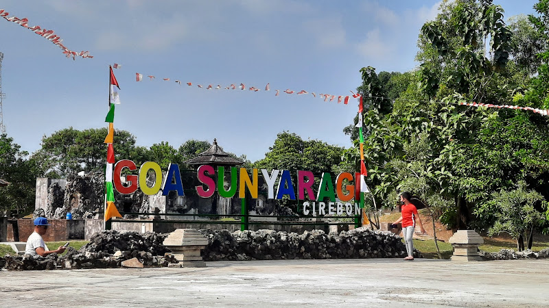 Cagar Alam di Kota Cirebon: Menjelajahi Taman Wisata Gua Sunyaragi dan Lebih Banyak Lagi!