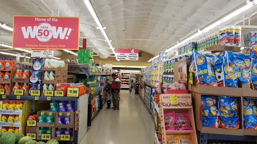 Grocery Store «Grocery Outlet Bargain Market», reviews and photos, 236 SW 152nd St, Burien, WA 98166, USA