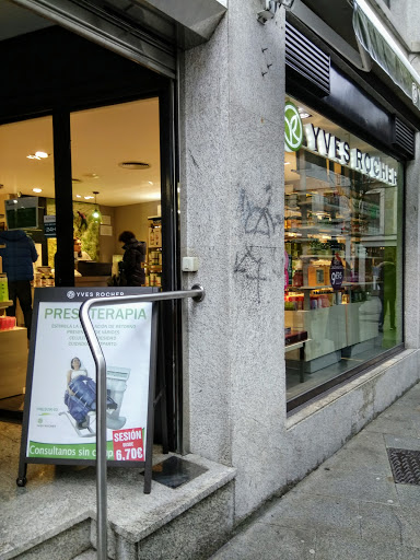 Clínica Veterinaria Poveda en Roquetas de Mar