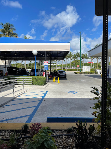 Car Wash «Simoniz Car Wash», reviews and photos, 19055 Biscayne Blvd, Miami, FL 33180, USA