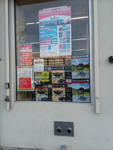 Dollar Store «FAMILY DOLLAR», reviews and photos, 276 Main St, City of Orange, NJ 07050, USA