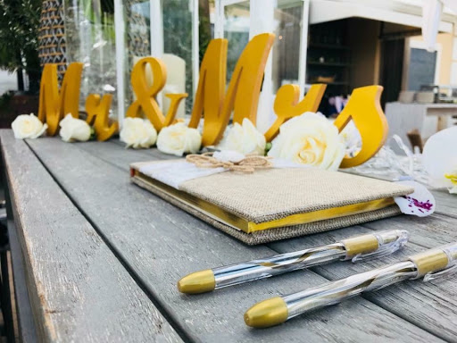 Florist «More Than Flowers», reviews and photos, 109 SE 2nd St, Miami, FL 33131, USA