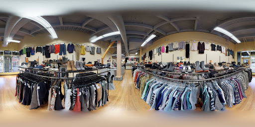Used Clothing Store «Crossroads Trading Co.», reviews and photos, 128 NW 23rd Ave, Portland, OR 97210, USA