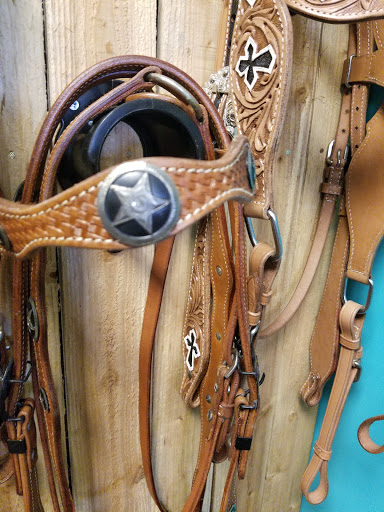 Western Apparel Store «DosCowgirls Horse Tack And Western store», reviews and photos, 18530 E San Tan Blvd, Queen Creek, AZ 85142, USA