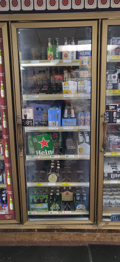 Liquor Store «Point Package Liquors», reviews and photos, 3030 E 10th St, Jeffersonville, IN 47130, USA