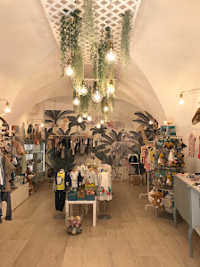 Bilobà - Concept store per bambini da 0 a 6 anni Via Mario Capuani, 5, 64100 Teramo TE, Italia