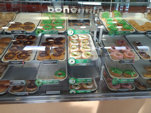 Donut Shop «Krispy Kreme», reviews and photos, 12648 Jefferson Ave, Newport News, VA 23602, USA