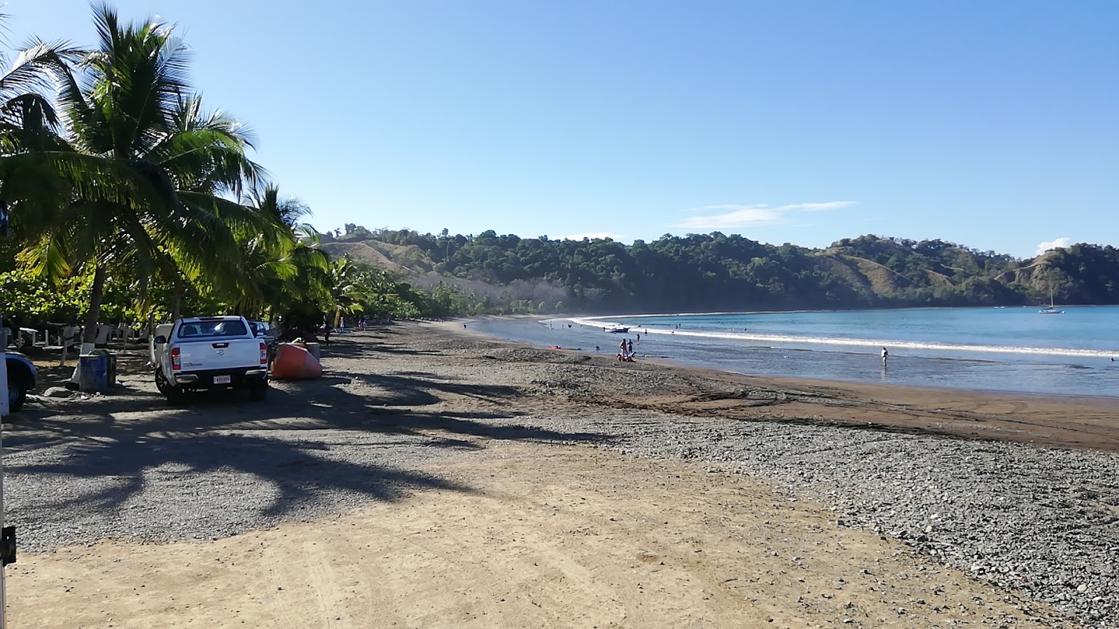 Fotografie cu Playa Herradura cu nivelul de curățenie înalt