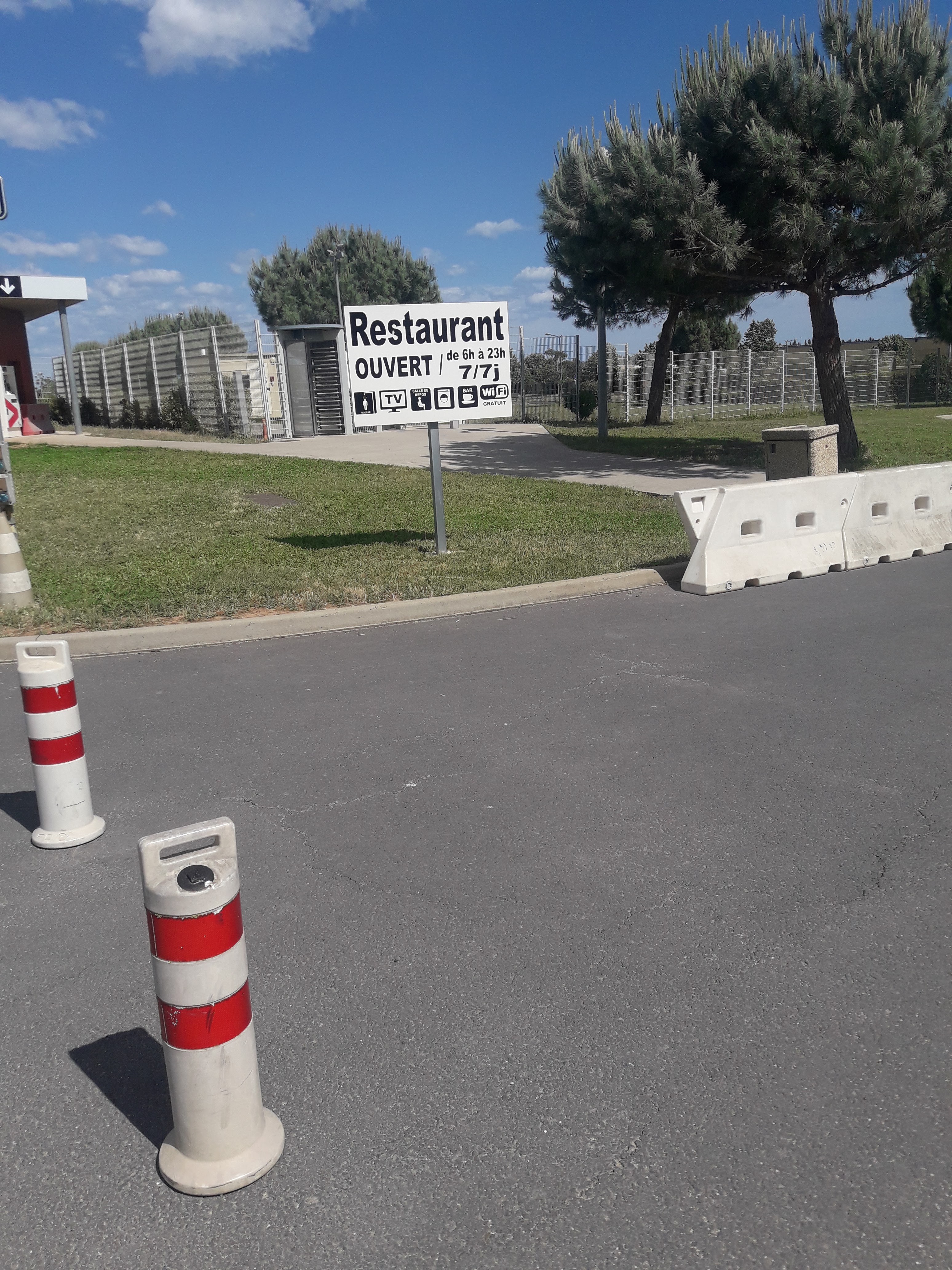 Photo n° 3 de l'avis de adrian.i fait le 30/05/2019 à 07:04