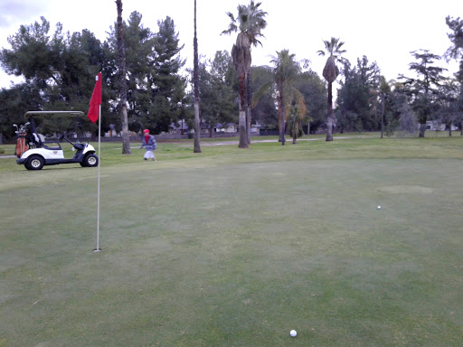 Golf Course «Altadena Golf Course», reviews and photos, 1456 E Mendocino St, Altadena, CA 91001, USA