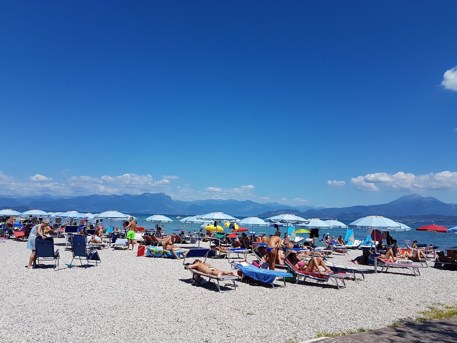 Foto de Spiaggia Bergamini e o assentamento