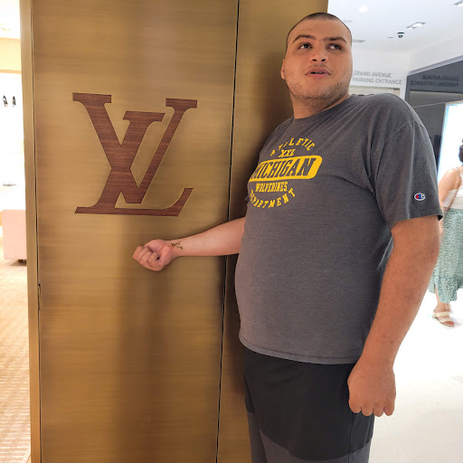 Department Store «Nordstrom Rack Chicago Avenue», reviews and photos, 101 E Chicago Ave, Chicago, IL 60611, USA