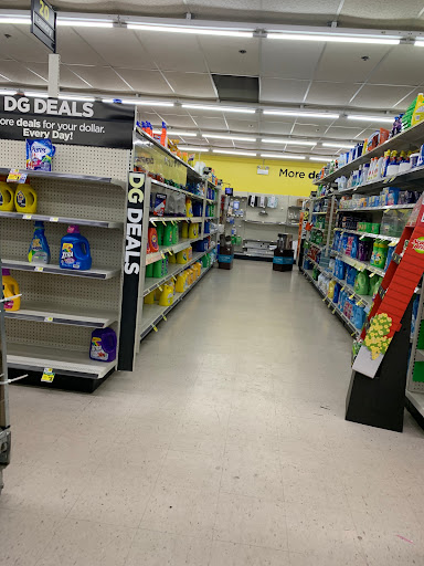 Discount Store «Dollar General», reviews and photos, 2 River Pl River Pl, Lansing, IL 60438, USA