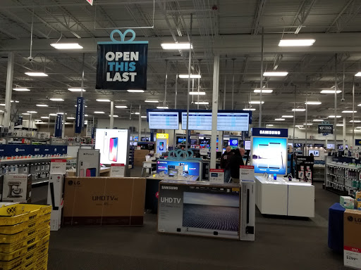 Electronics Store «Best Buy», reviews and photos, 115 N 76th St, Omaha, NE 68114, USA