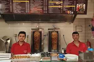 Mustafa's Döner & Pizzahaus image