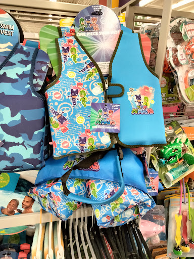 Clothing Store «Burlington Coat Factory», reviews and photos, 10 Prospect Hill Terrace, East Windsor, CT 06088, USA