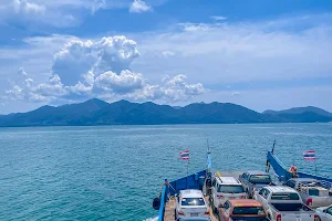 Koh Chang Ferry (Aow Thammachat) image